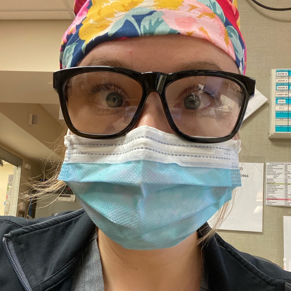 Meet your Posher, Alexandra